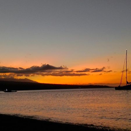 Beach Side Amed Delem Family Ambat Bagian luar foto