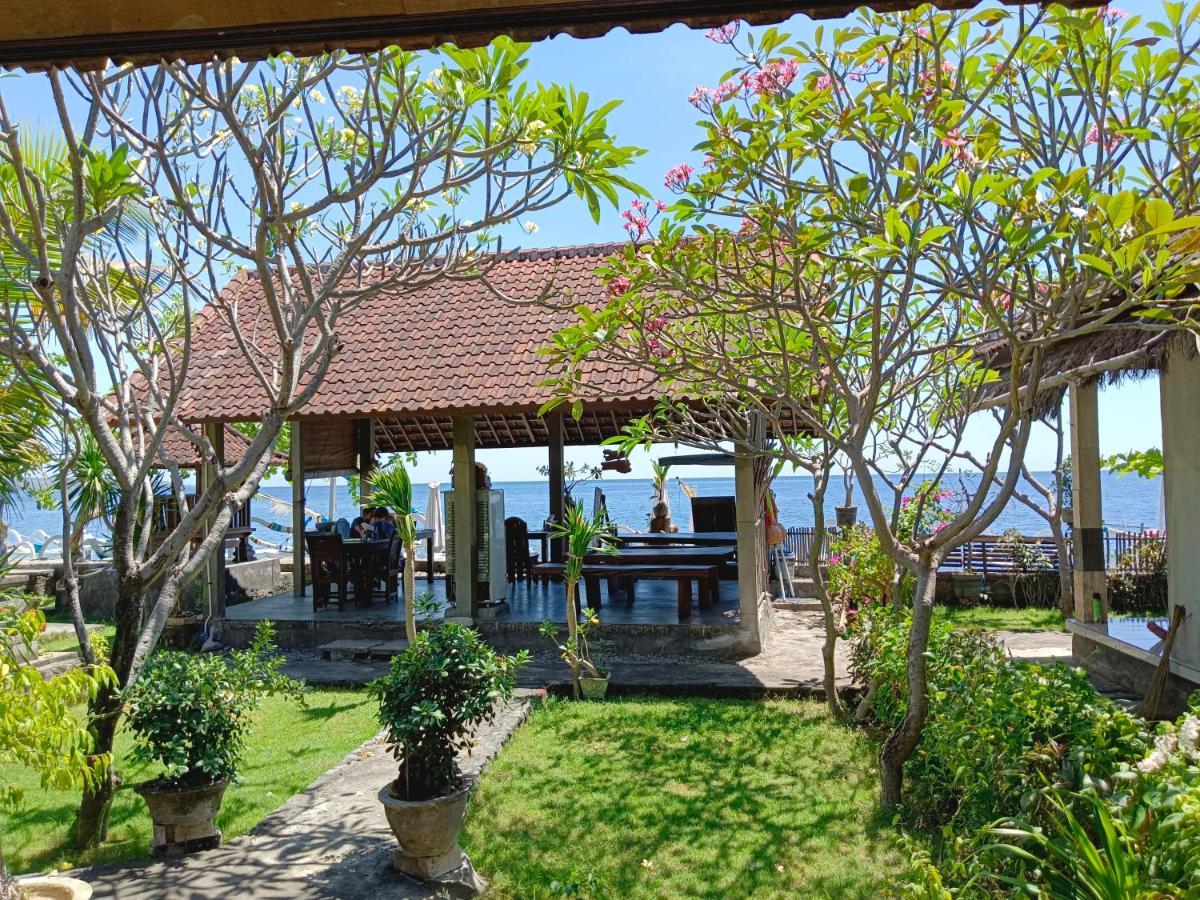 Beach Side Amed Delem Family Ambat Bagian luar foto